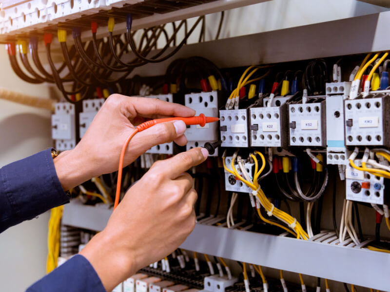 What Are the Tasks of Industrial Electrical Engineers?