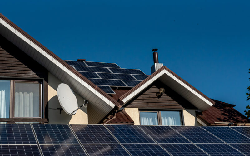 How Long Do Solar PV Panels Last and When Should You Replace Them